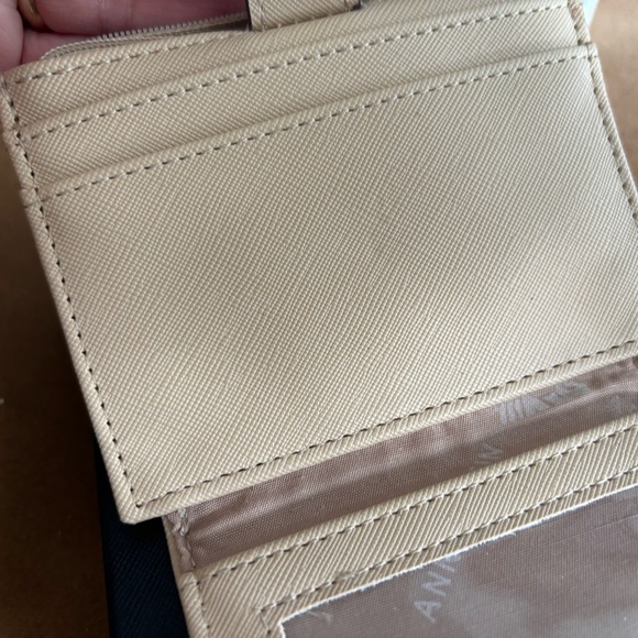 Anne Klein Small Bifold Wallet / Card Holder Beige - Picture 4 of 11